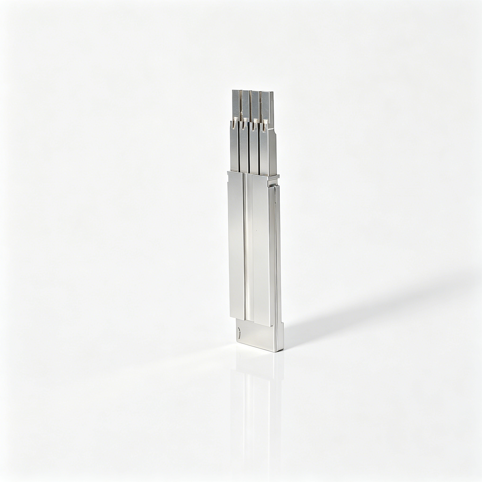 Custom Four-Prong Narrow Connector Insert — representative custom component view 2