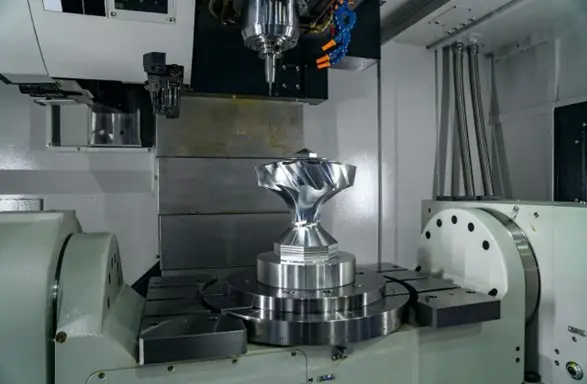 Illustrative technical visual for 3+2 Machining vs Simultaneous 5-Axis Machining