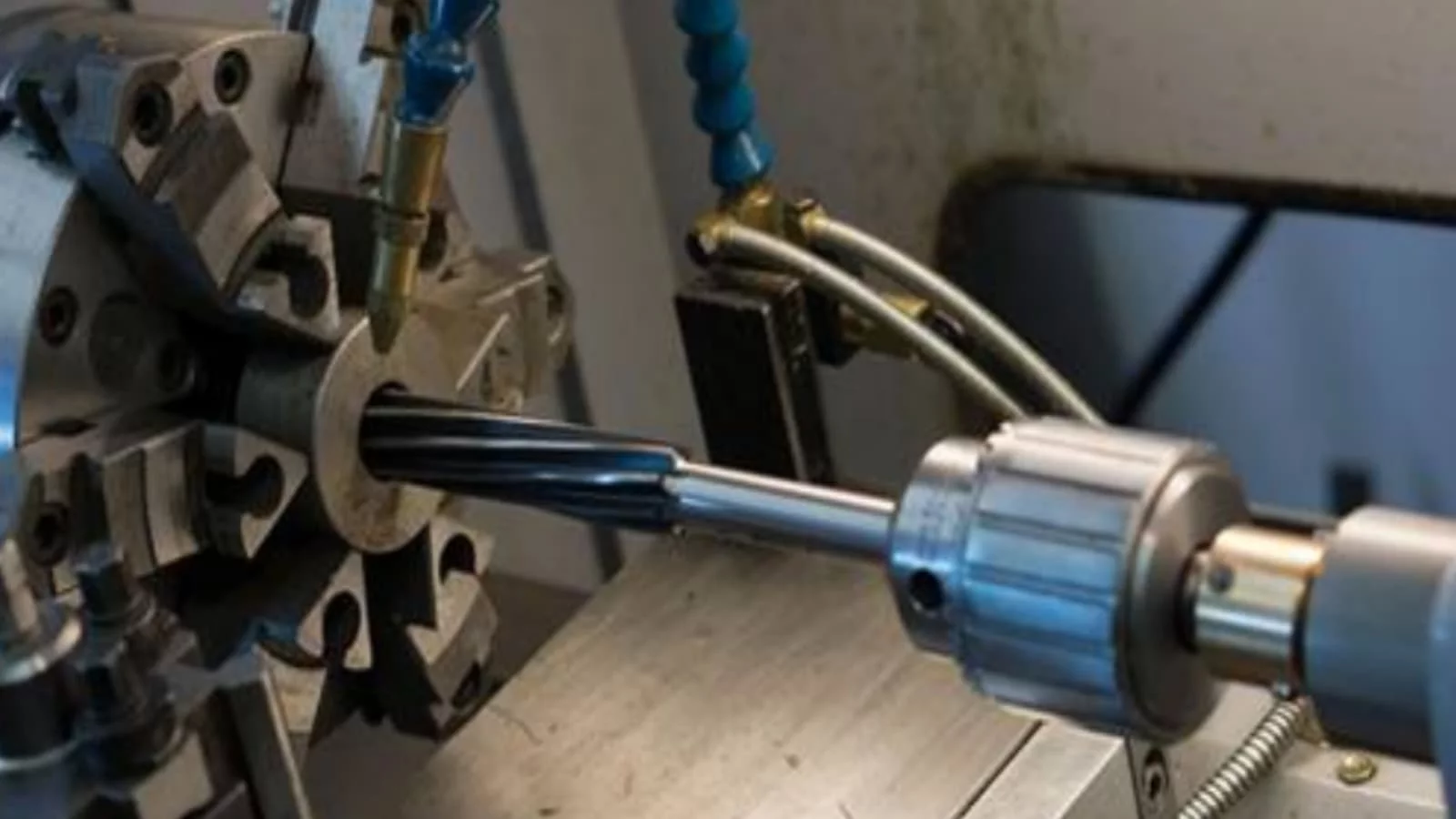 Illustrative reaming operation on a turned metal bore